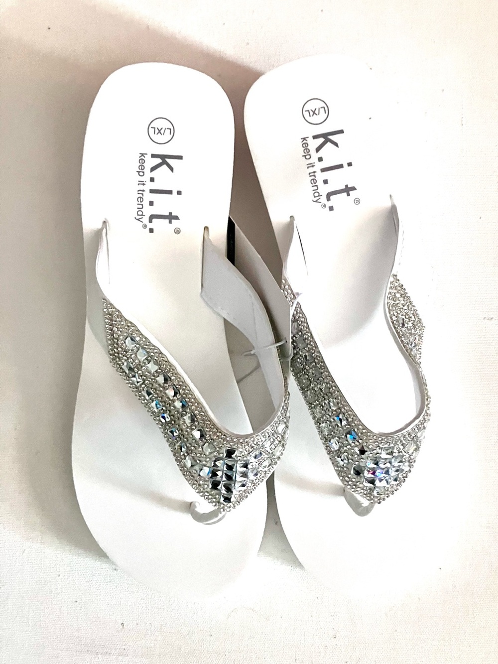 White Gem-Embellished Women's Flip Flops